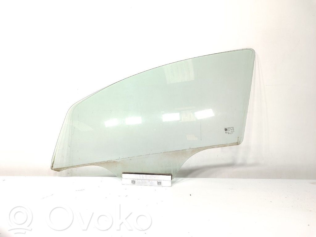 Szyba drzwi przednich   R43000479