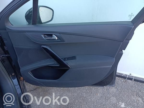 Peugeot 508 RXH Etuoven verhoilu 