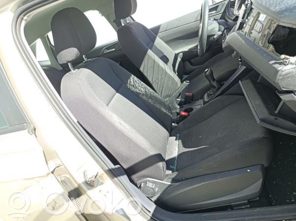 Volkswagen Polo VI Asiento delantero del pasajero 