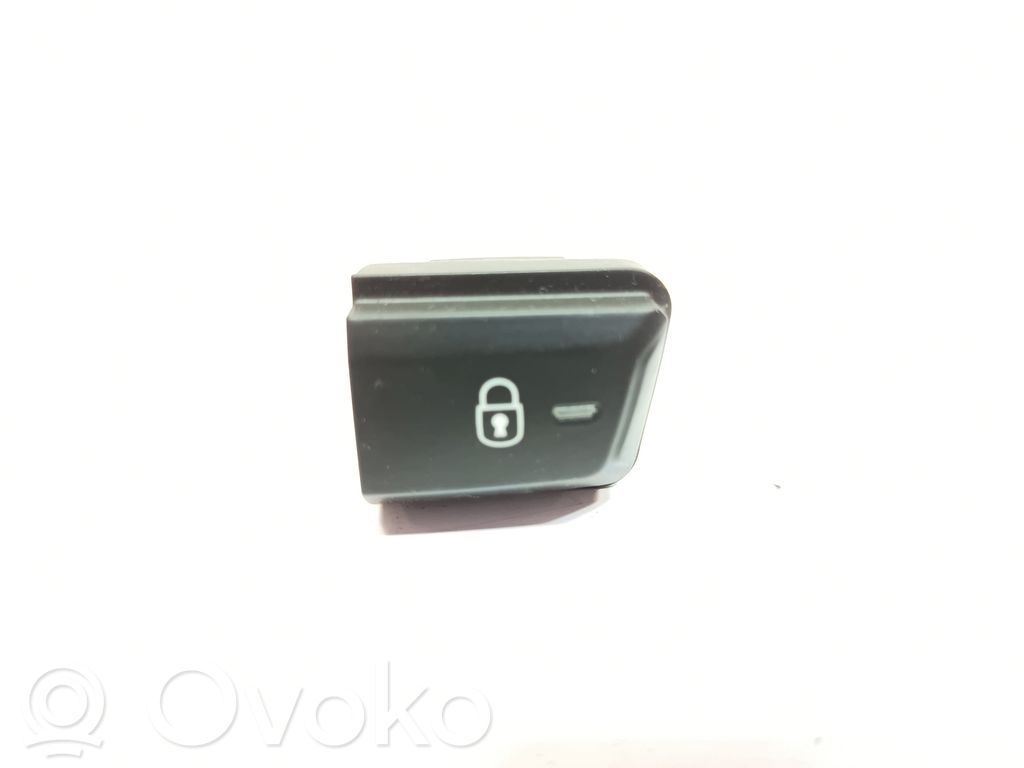 Peugeot 2008 I Central locking switch button 