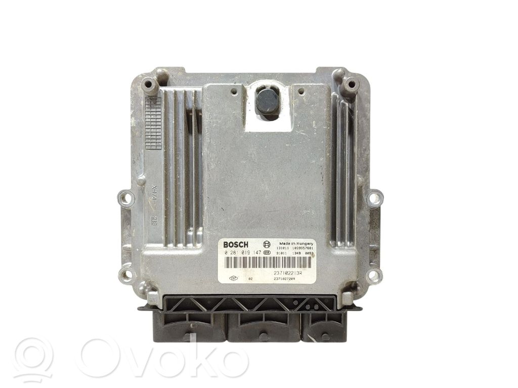 Engine control unit/module   237102213R