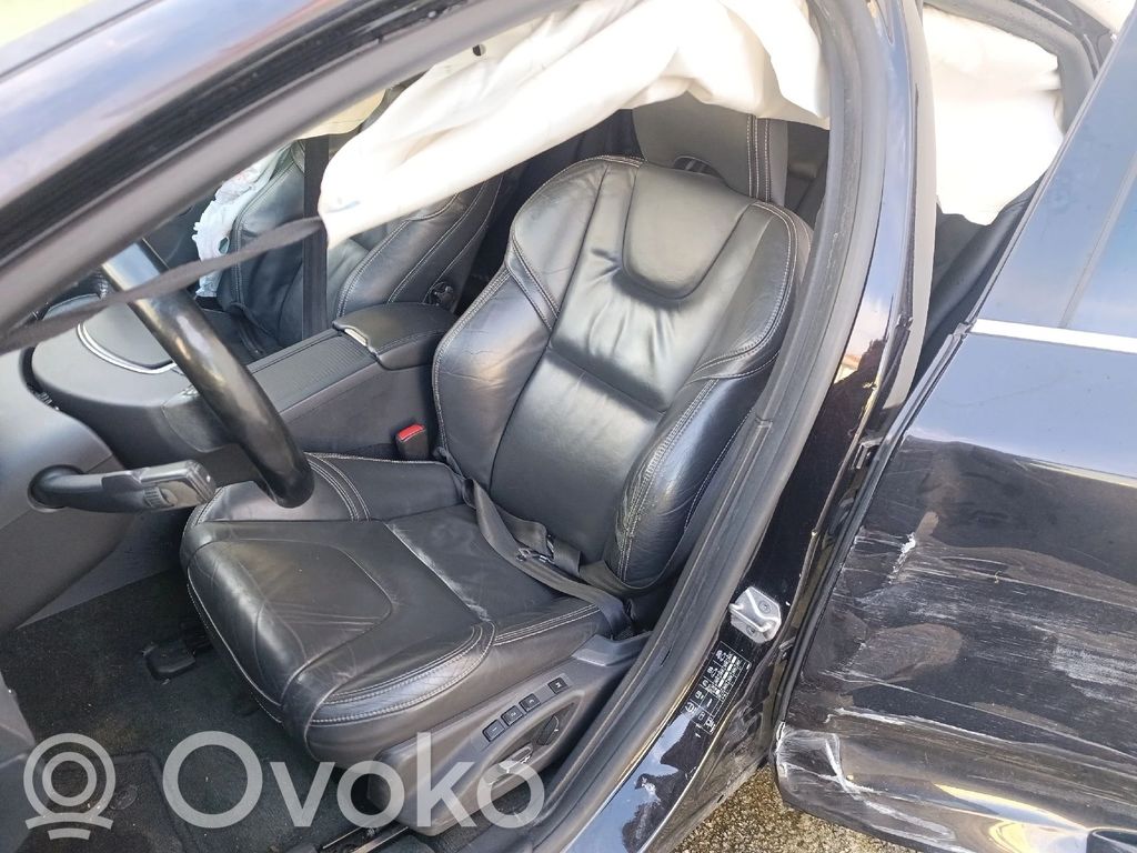 Volvo V60 Seat set 