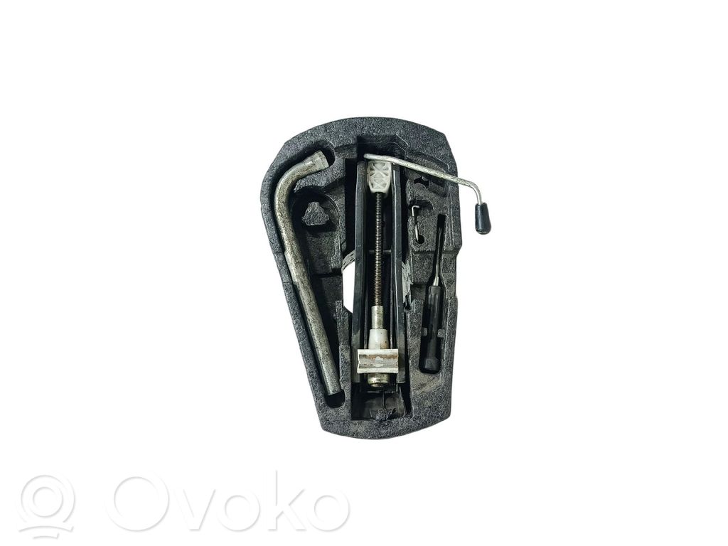 Volkswagen Polo V 6R Set di attrezzi