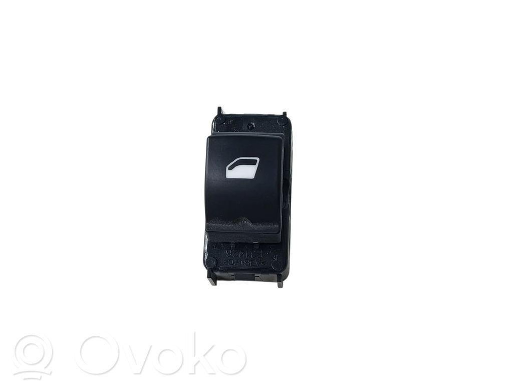 Electric window control switch   98242560ZD