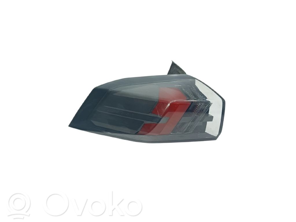 Peugeot 2008 II Luces portón trasero/de freno