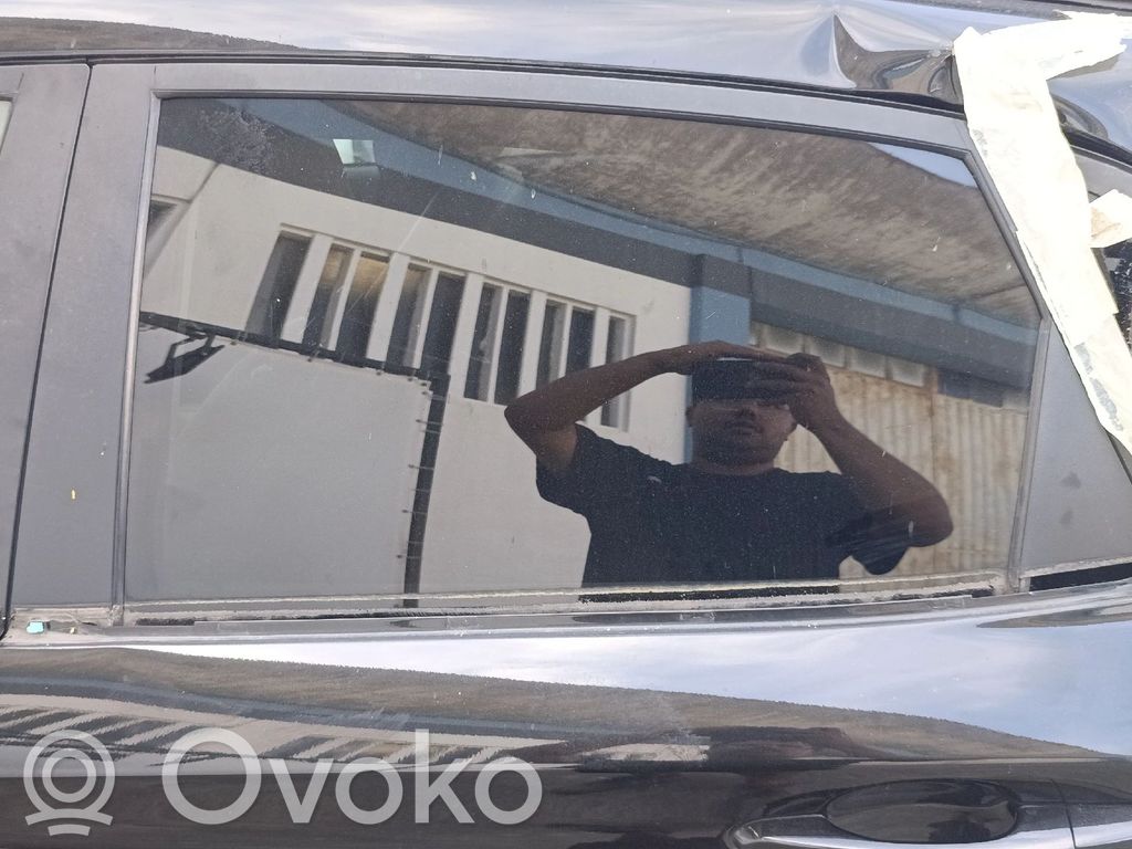 Hyundai Kona I Geam ușă spate 