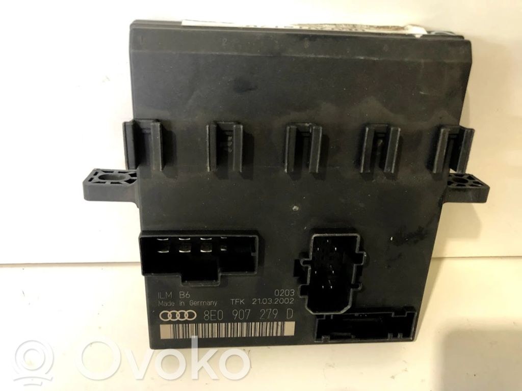 Audi A4 S4 B6 8E 8H Module de contrôle carrosserie centrale 