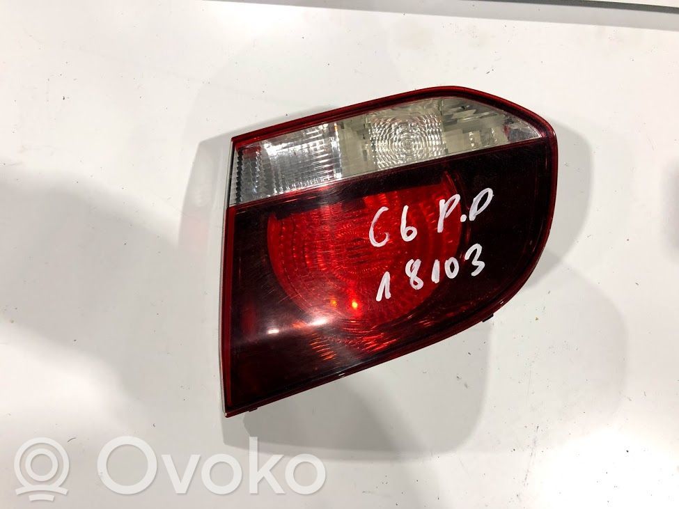 Volkswagen Golf VI Takaluukun takavalot 
