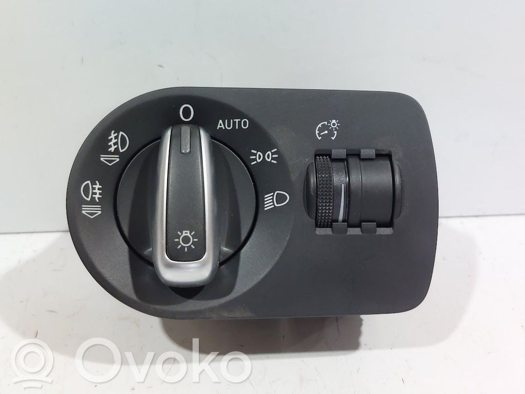 Audi A1 Light switch 