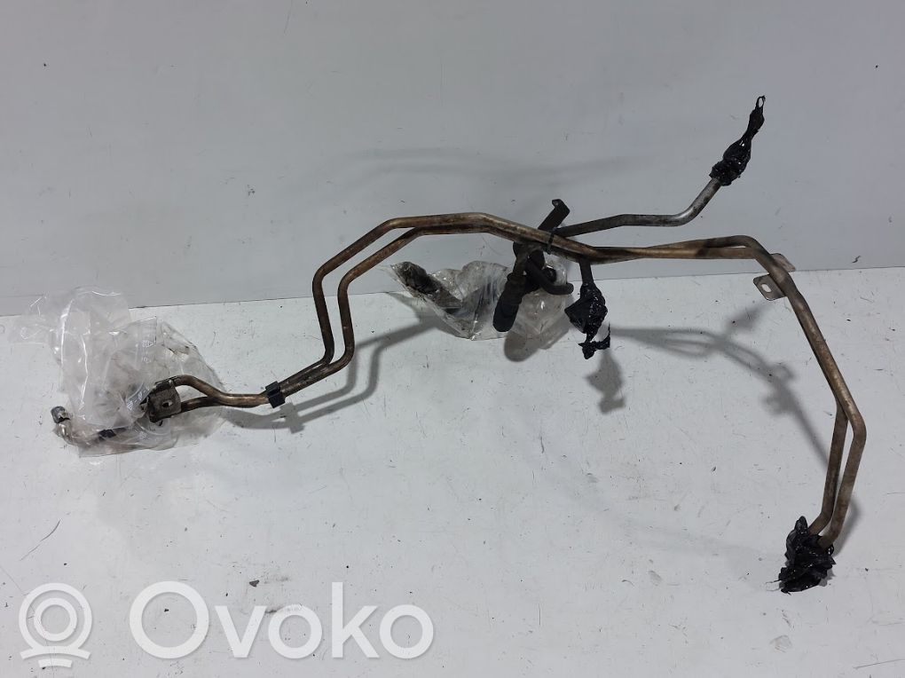 Audi A4 S4 B8 8K Gearbox oil cooler pipe/hose 
