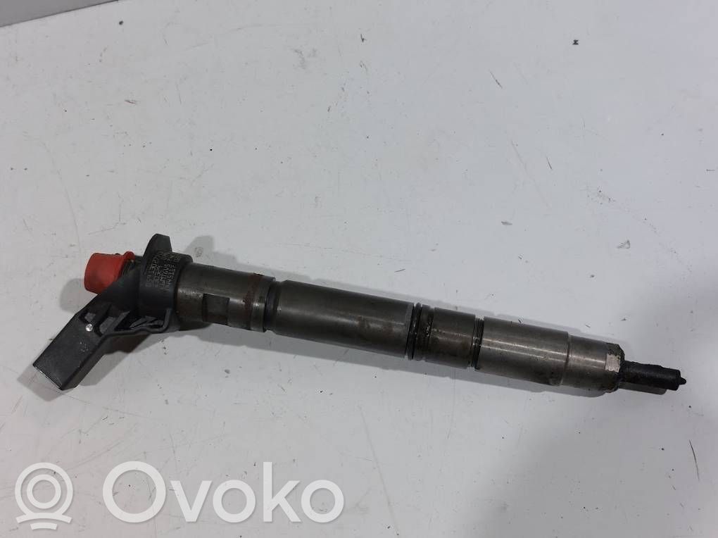 Audi A4 S4 B8 8K Fuel injector 