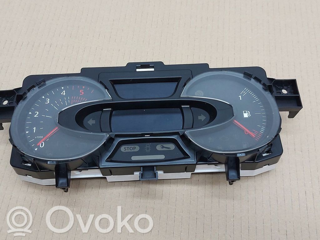 Renault Captur Speedometer (instrument cluster) 