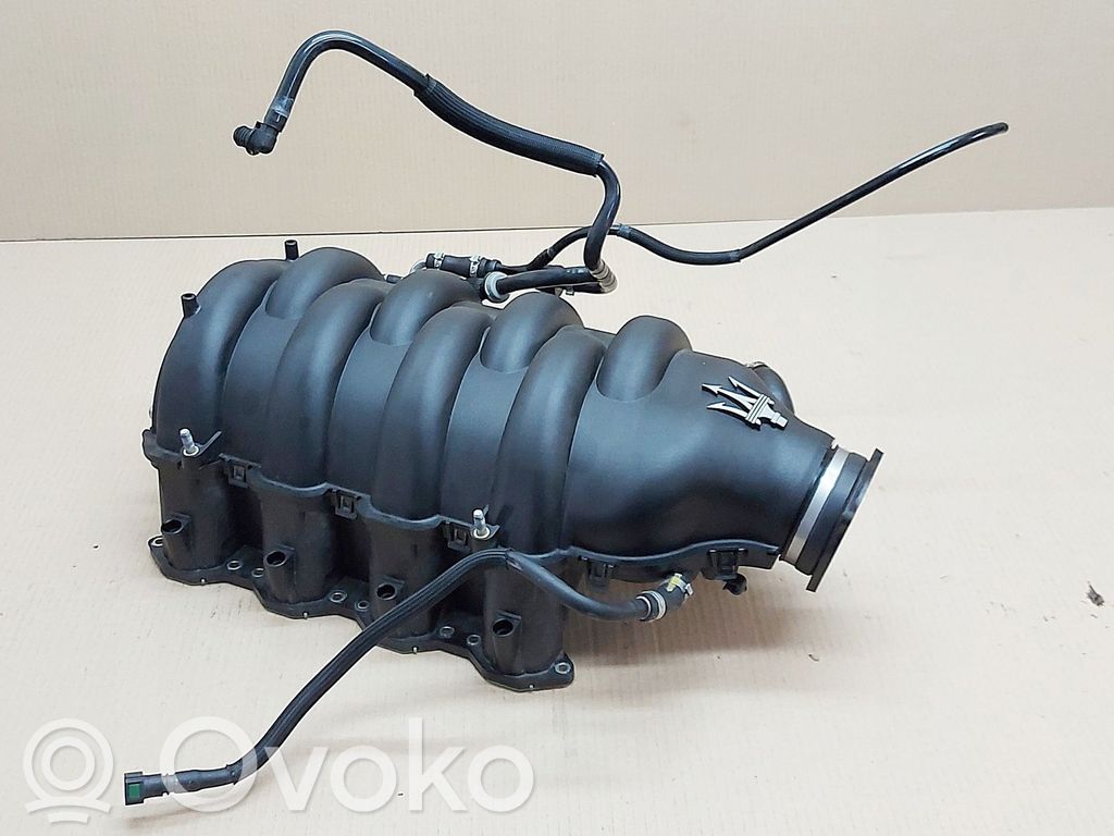 Maserati GranTurismo Kolektor ssący 
