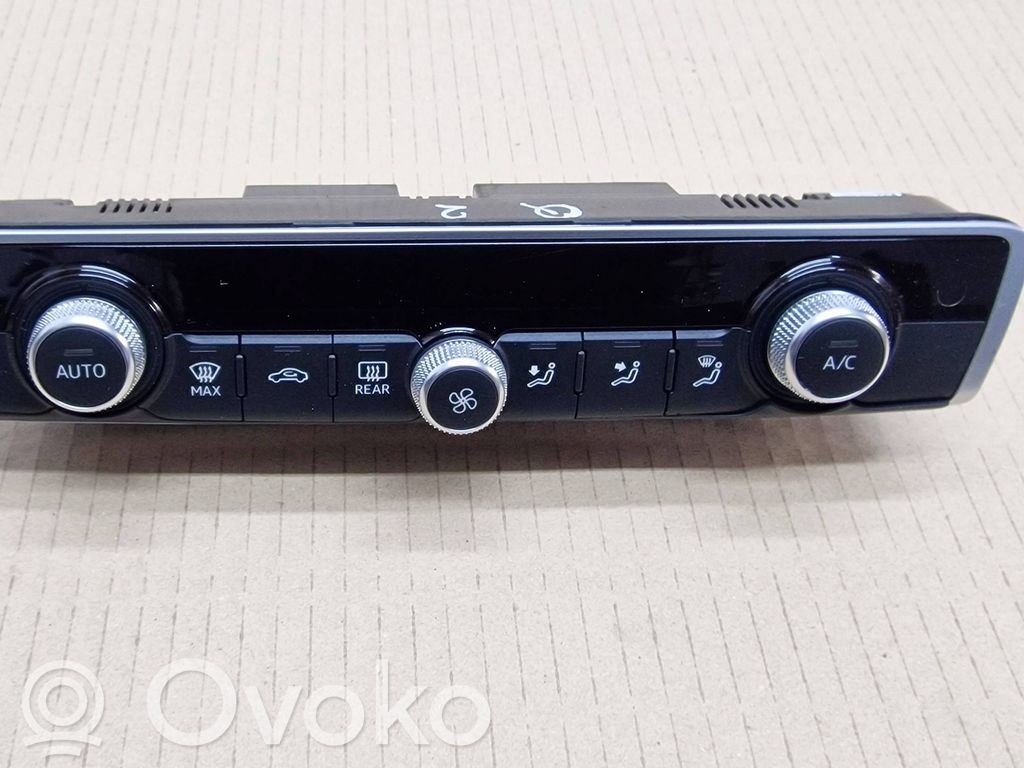 Audi Q2 - Climate control unit 