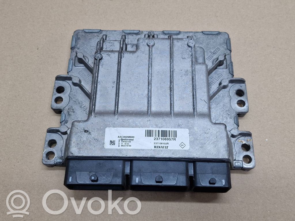 Renault Captur Engine control unit/module 