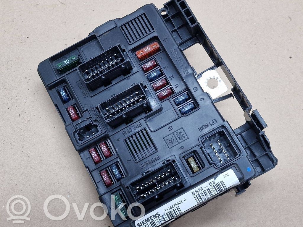 Citroen C3 Fuse module 