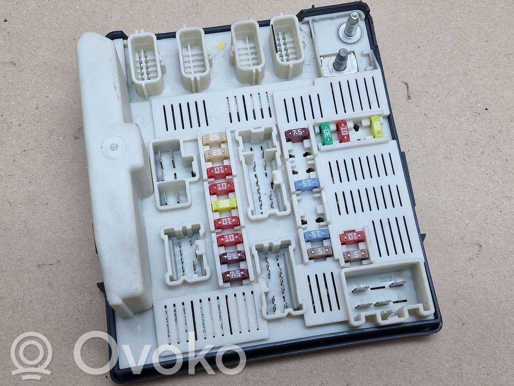 Renault Megane II SAM control unit 