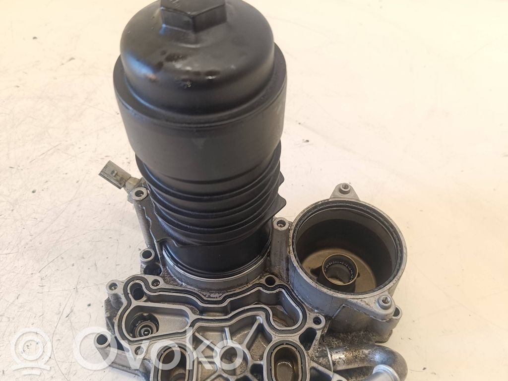 Audi A6 S6 C6 4F Halterung Ölfilter / Ölkühler 