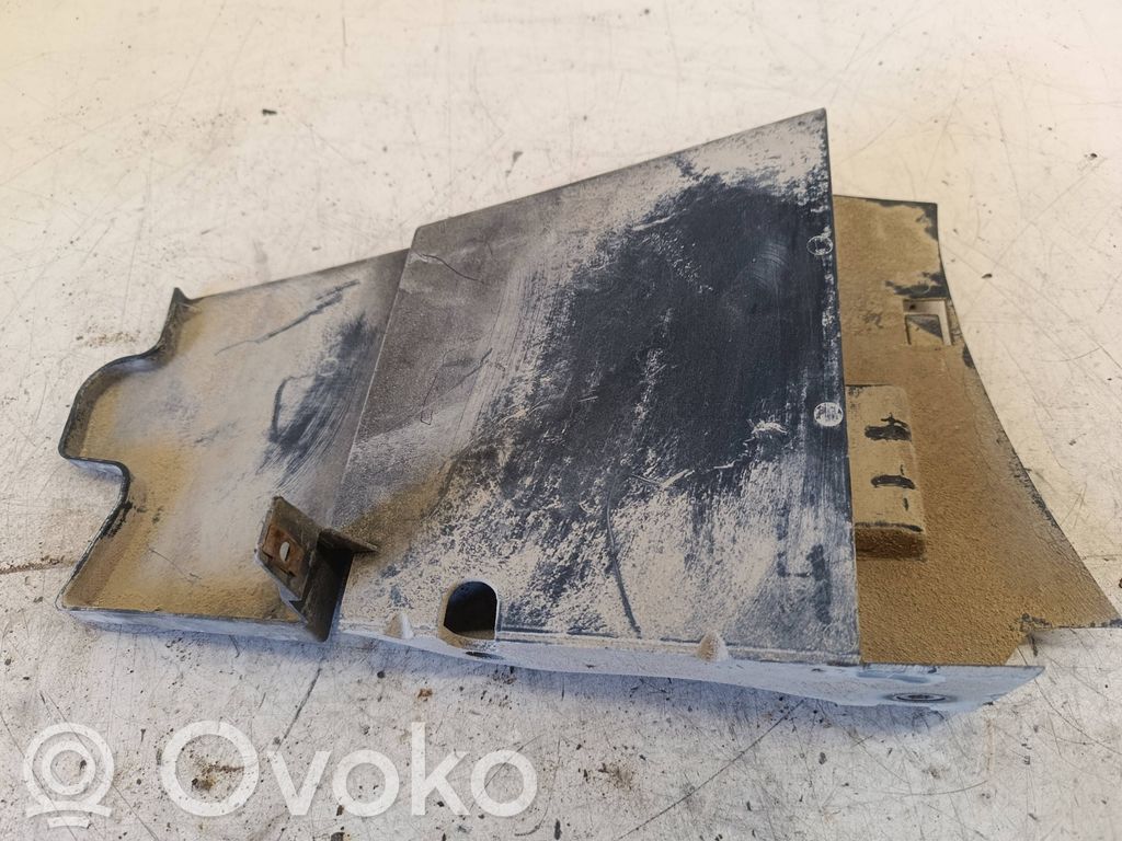 Citroen C5 Alustan takasuoja välipohja 