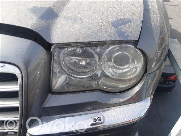 Chrysler 300 - 300C Phare frontale 