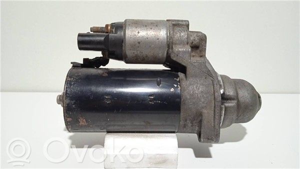 Audi A4 S4 B5 8D Starteris 