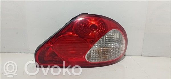 Lámpara de faros/luces traseros