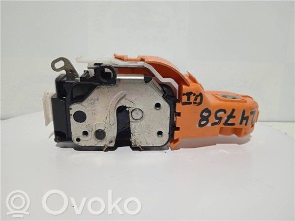 Ford Ka Priekšpusē slēdzene 