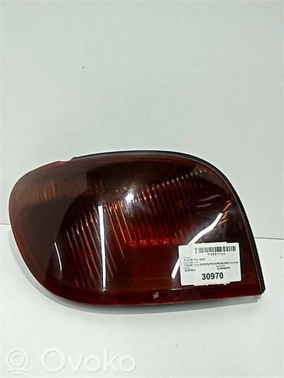 Toyota Yaris Takavalon polttimo 