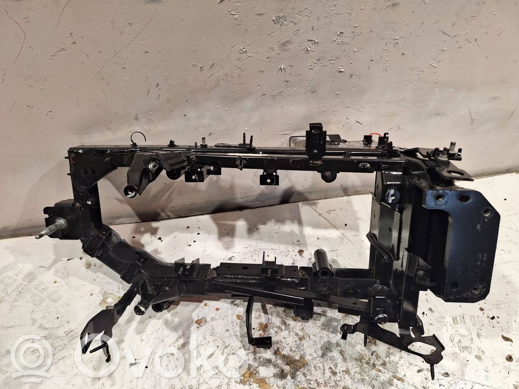 Engine mount bracket   751D13550R
