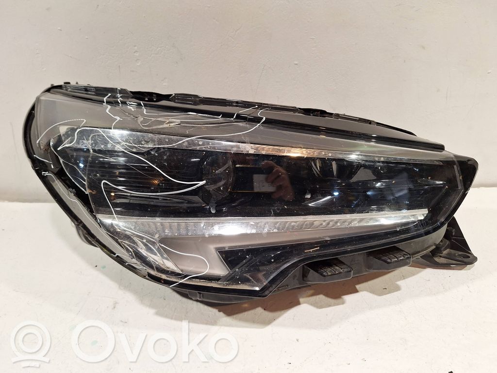 Opel Corsa F Priekinis žibintas 