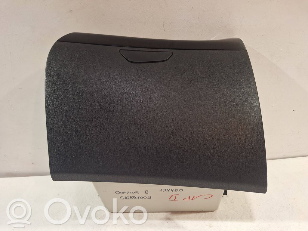 Renault Captur Glove box 