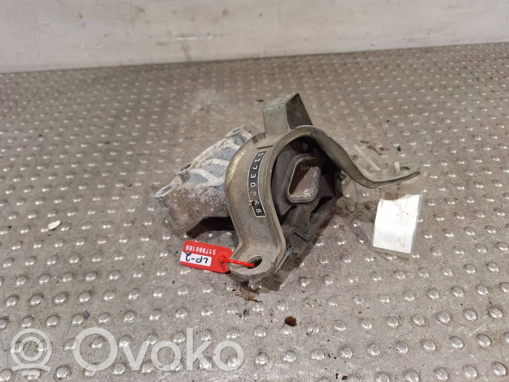 Fiat 500 Engine mount bracket 