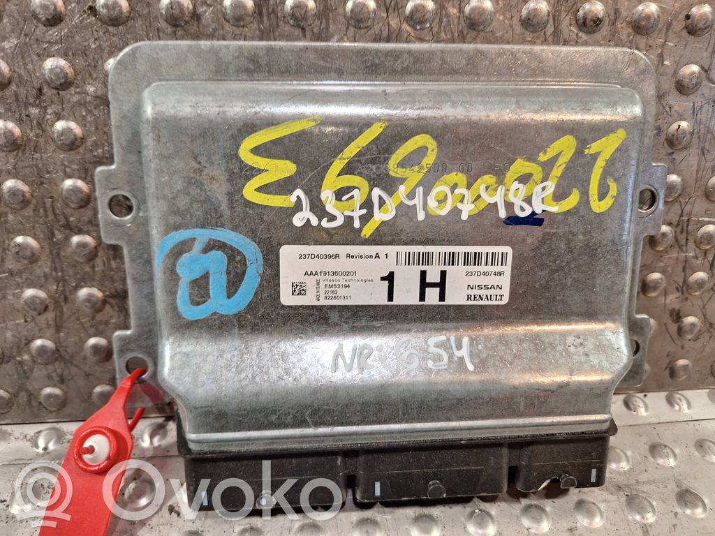 Renault Twingo III Engine control unit/module 