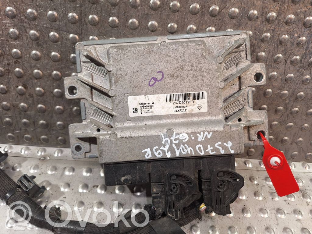 Renault Kangoo II Engine control unit/module 