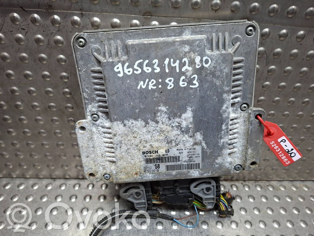 Peugeot 807 Engine control unit/module 