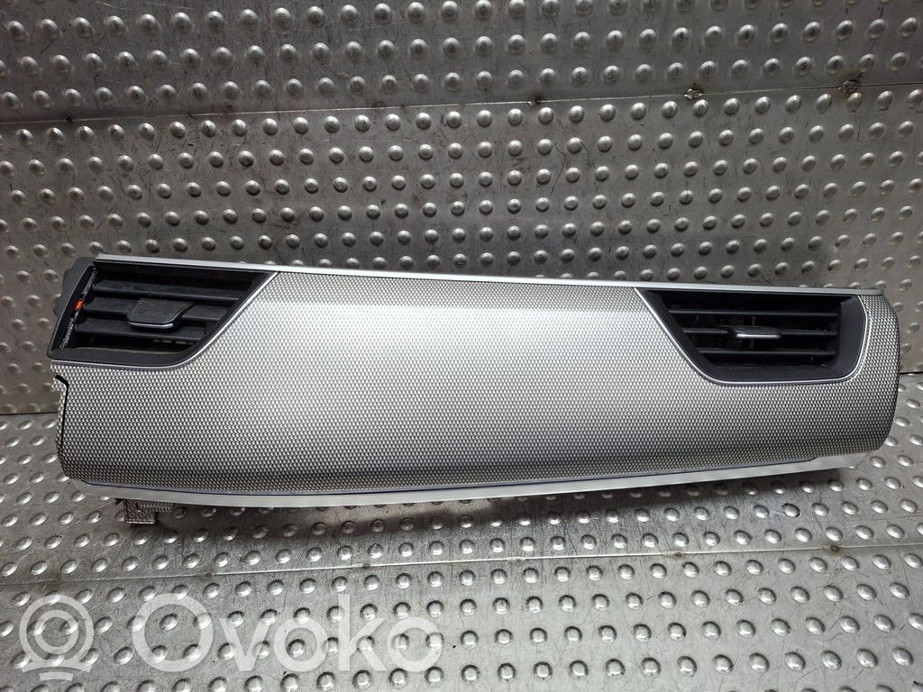 Renault Arkana Side skirt rear trim 