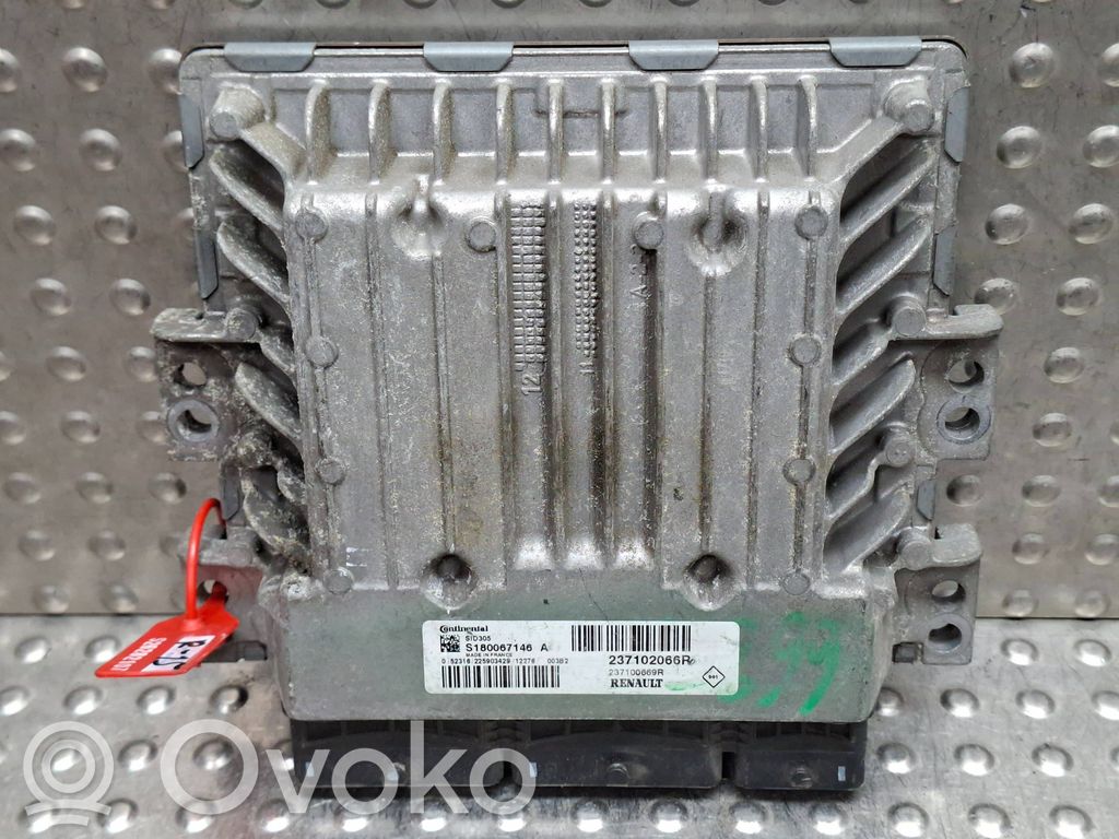 Renault Megane II Engine control unit/module 
