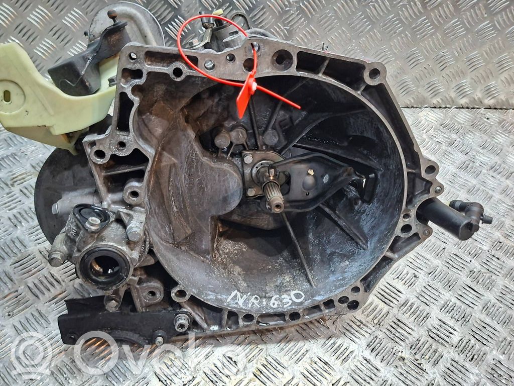 Manualna 5-biegowa skrzynia biegów   S27624630,20DP59