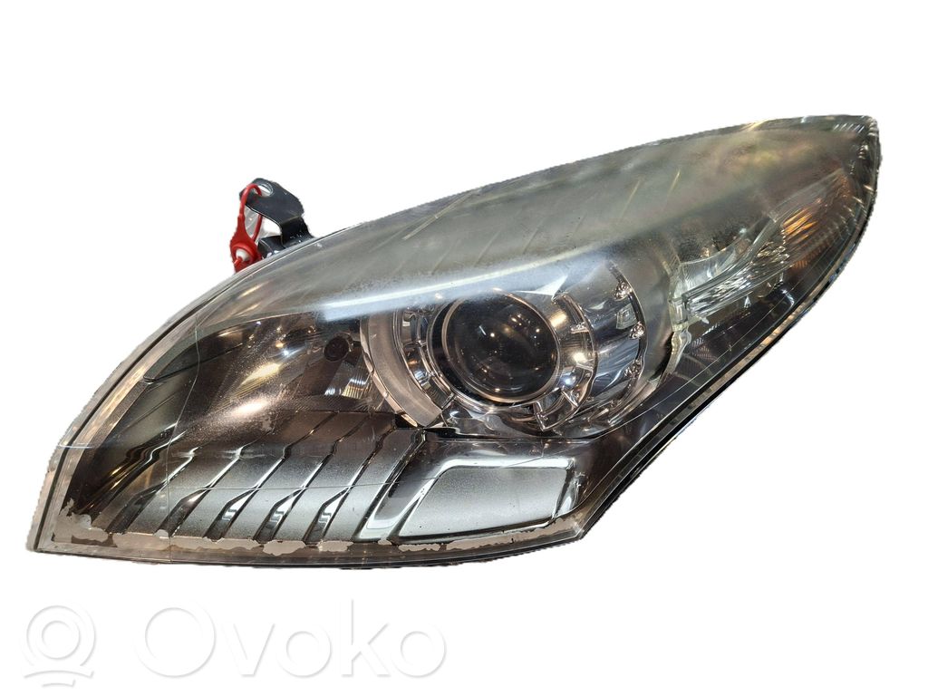 Renault Megane III Headlight/headlamp 