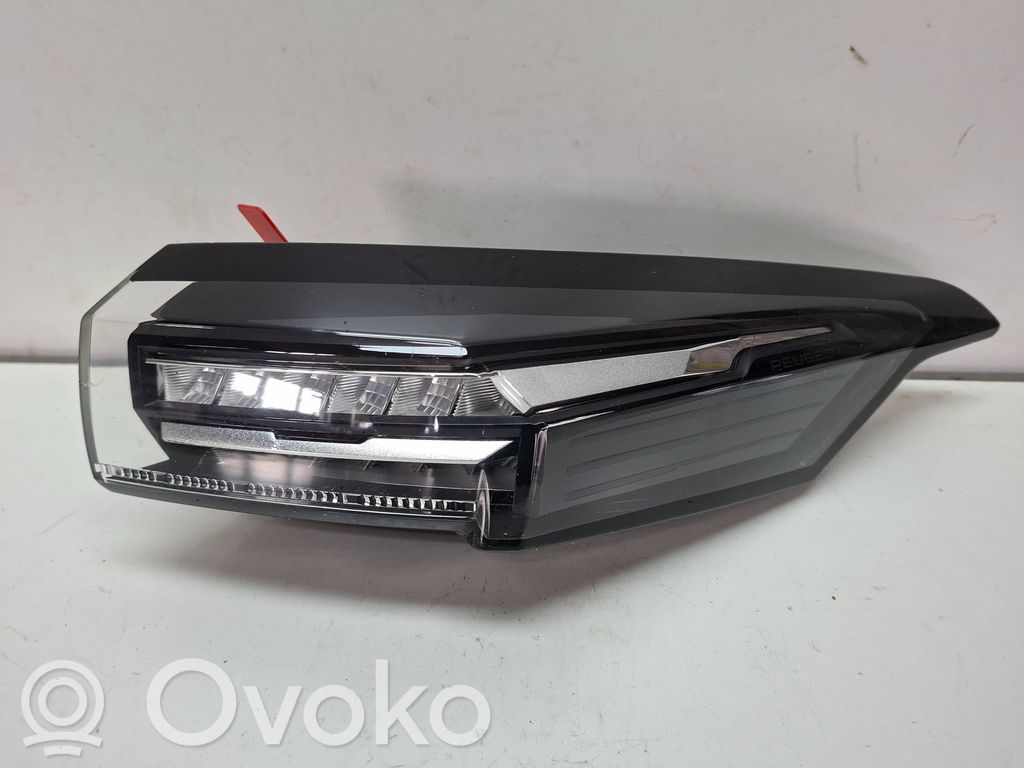 Peugeot 308 Lampă spate în caroserie 