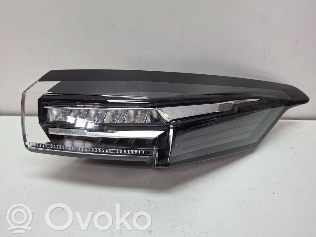 Peugeot 308 Lampă spate în caroserie 