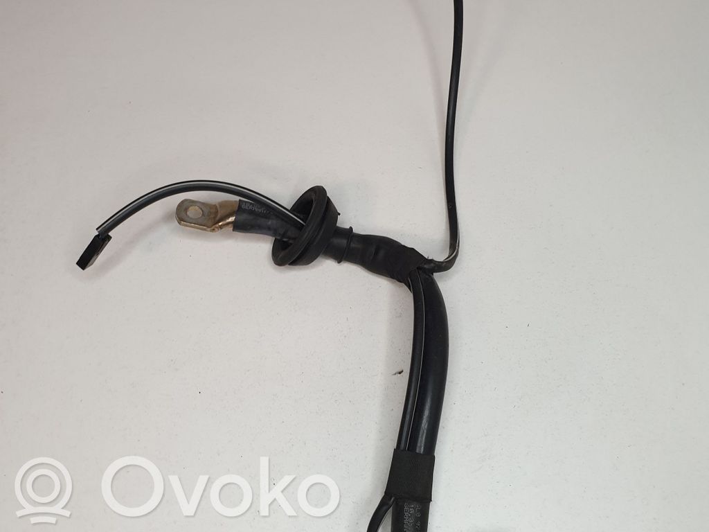 Cable positivo (batería)   4L0971225E