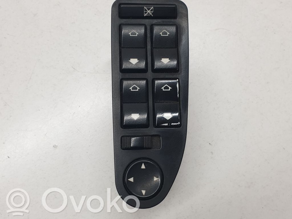 Electric window control switch   8380646