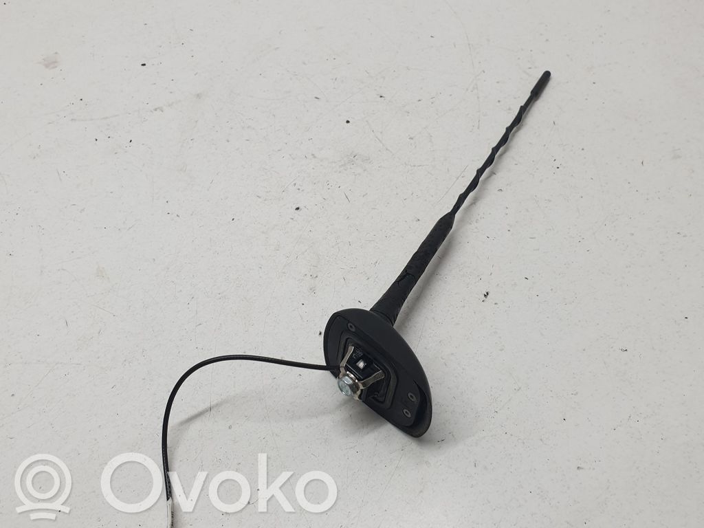 Opel Astra J Radion antenni 