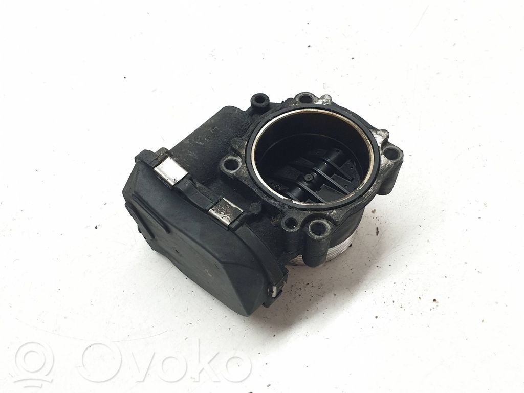 BMW 7 F01 F02 F03 F04 Droselinė sklendė 