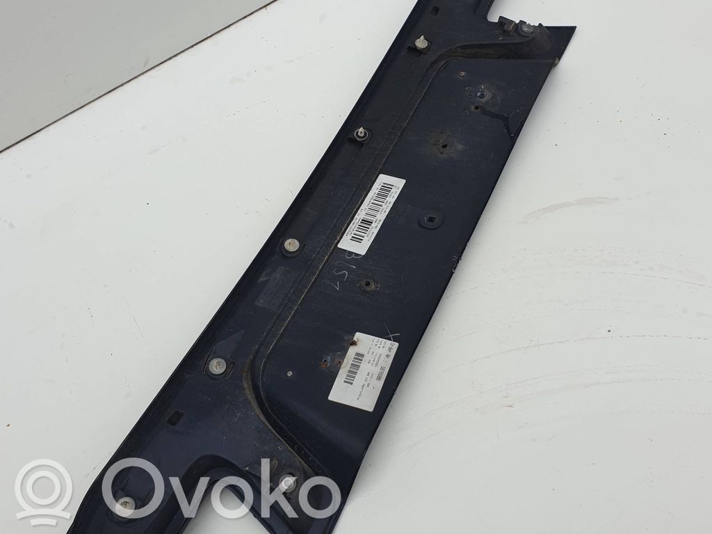 BMW 7 F01 F02 F03 F04 Poszycie / Tapicerka tylnej klapy bagażnika 