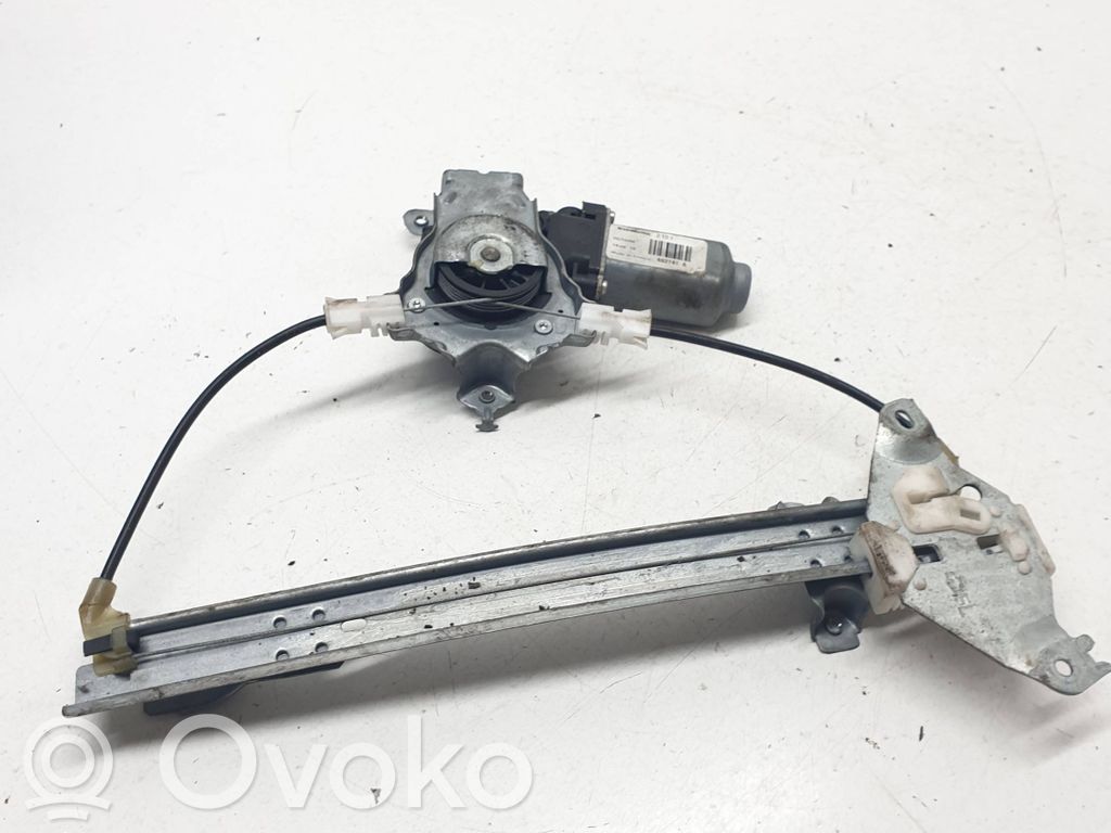 Nissan Qashqai Elektryczny podnośnik szyby drzwi tylnych 