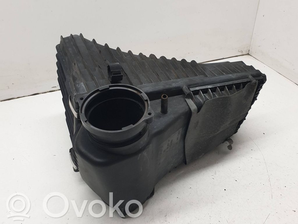 Audi Q7 4L Luftfilterkasten 