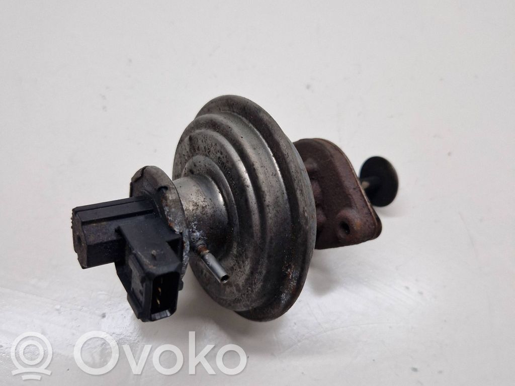 BMW 3 E92 E93 EGR valve 