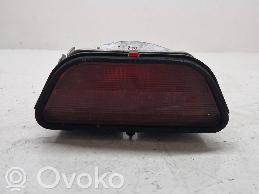 Mercedes-Benz ML W163 Trzecie światło stop 